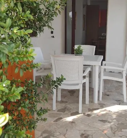 Casa Domenica מלון דירות 3*