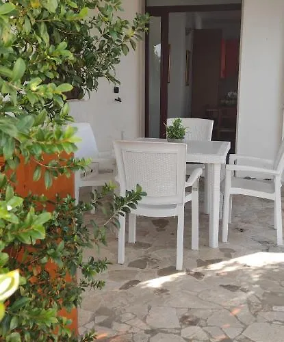 Casa Domenica Aparthotel 3*